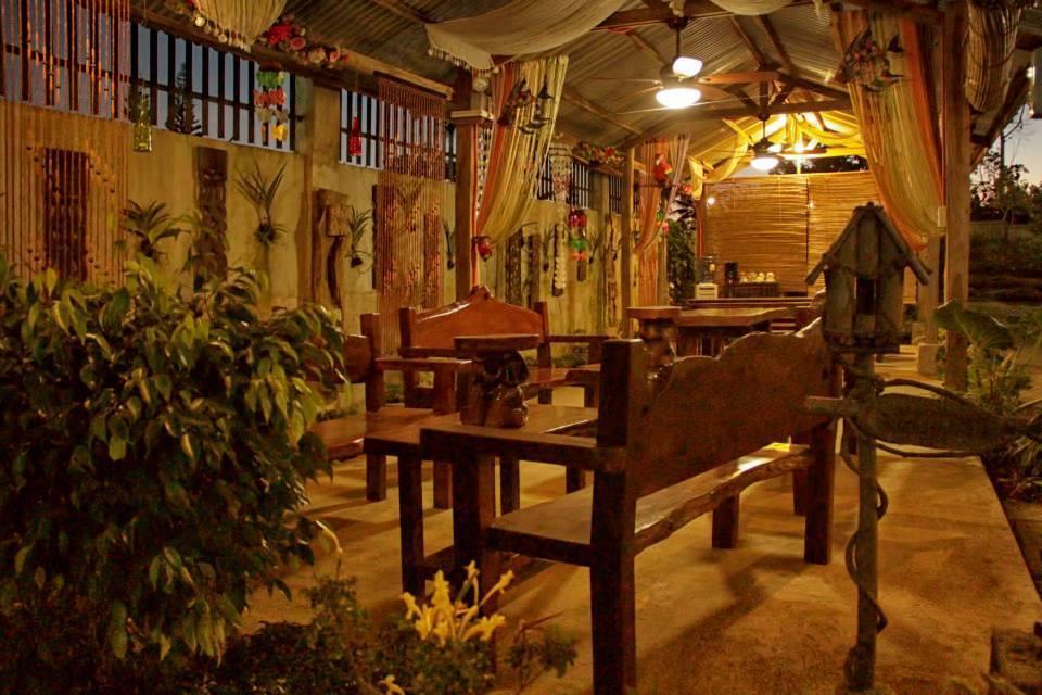 Lazea Tagaytay Inn Tagaytay City Екстер'єр фото